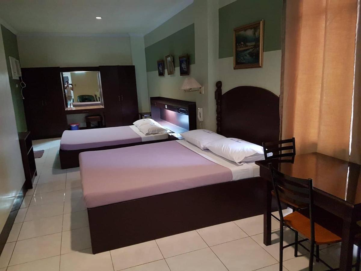 Rolet Hotel Catbalogan Exterior photo